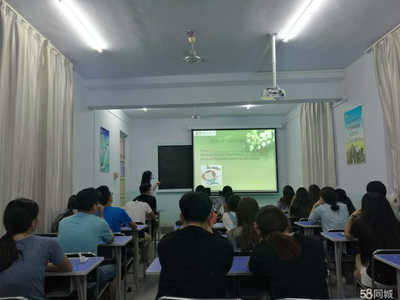 泰安市泰山區(qū)立行教育咨詢 精準(zhǔn)定位，助力教育夢(mèng)想