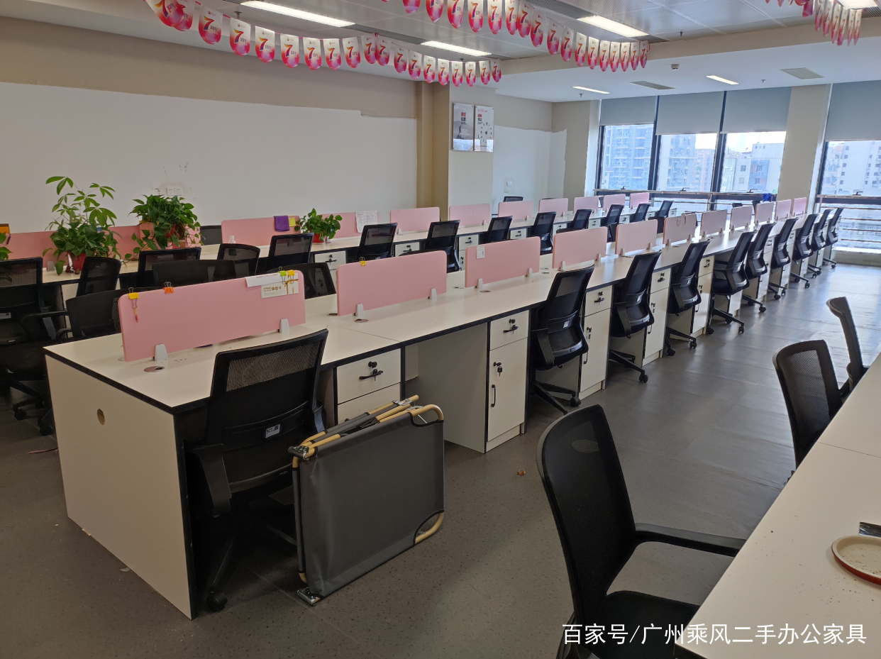 乘風二手辦公家具城安裝服務案例第1期-市橋張先生 辦公服務